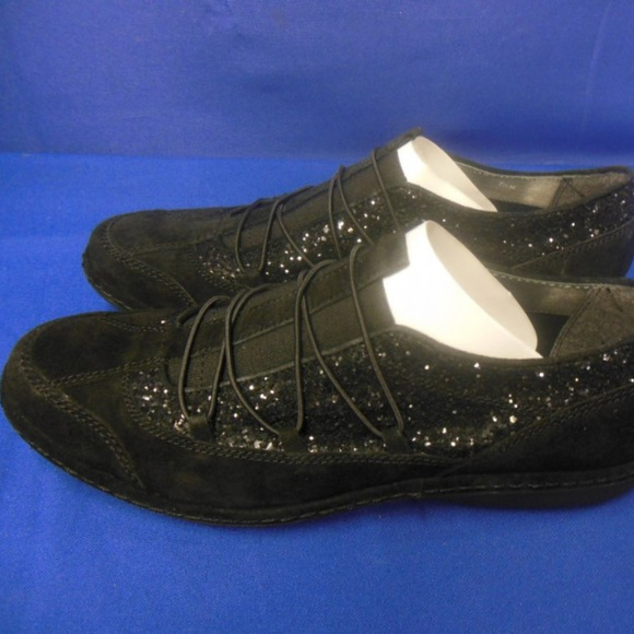 Stuart Weitzman Rallypipe Suede Shoes NIB - Picture 1 of 3